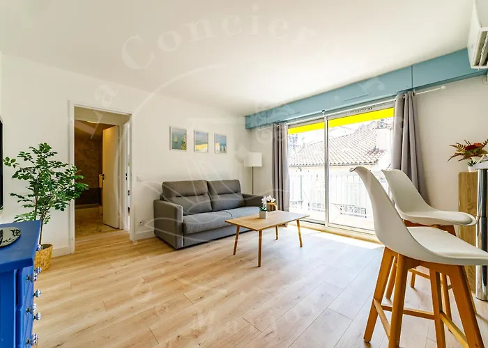 Haute Ville - T2 Cosy Avec Clim & Balcon