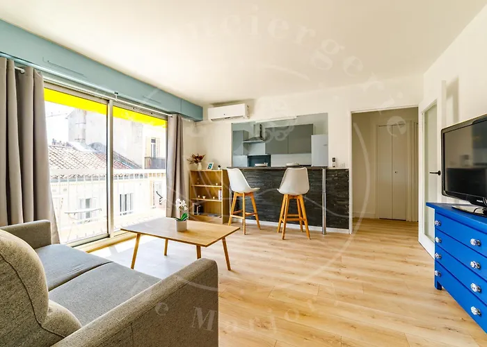 Haute Ville - T2 Cosy Avec Clim & Balcon